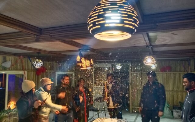 Hotel 4 U Rishikesh