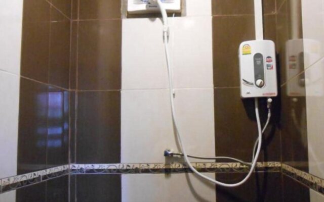 Niny Backpacker Hotel