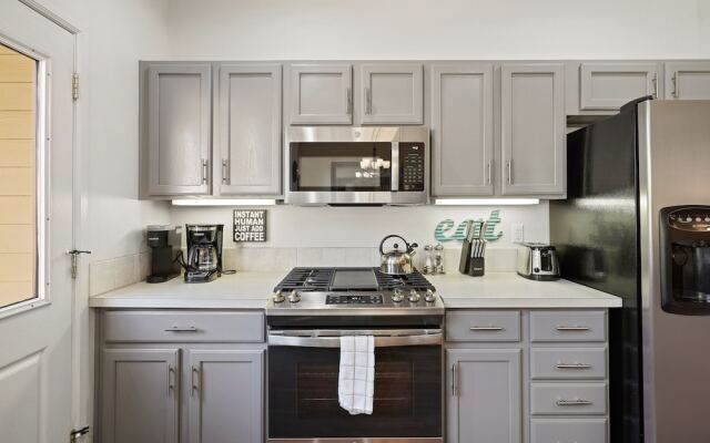 Old Mill Magic 2 Bedroom Townhouse by RedAwning