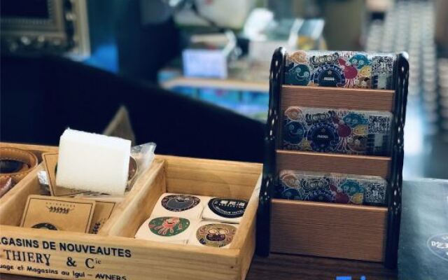 SeeSea｜ Vintage Garden Oceanfront Boutique Hotel