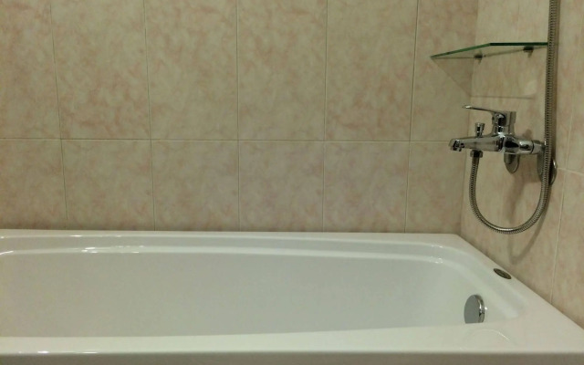 Jade Hotel