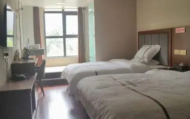 Yuechi Jintai Business Hotel