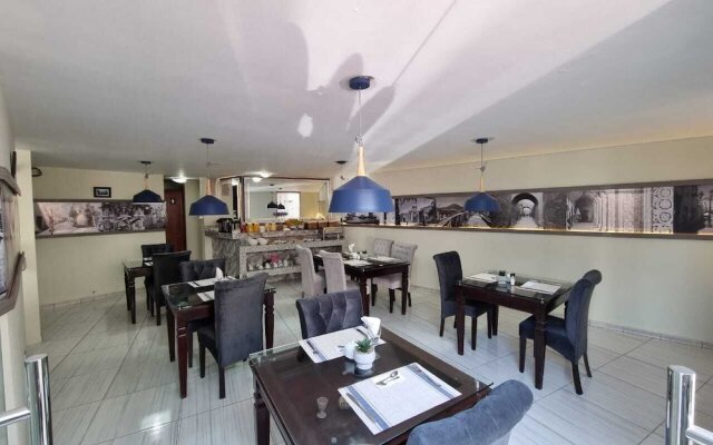 Adriana Monet Collection