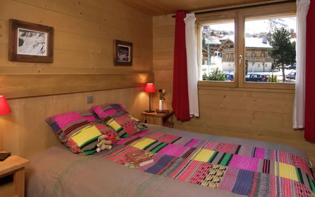 Chalet in Les 2 Alpes Near Ski Piste