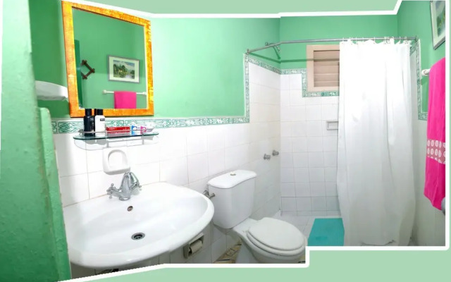Hostal Aptofive