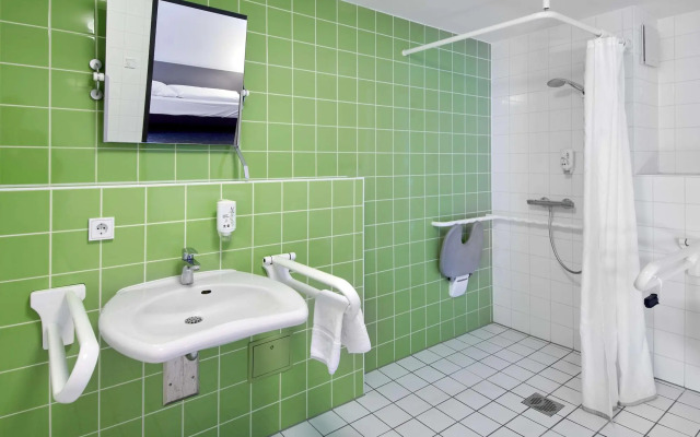 B&B HOTEL Würzburg-City