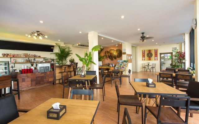 Chiang Mai Waroros Boutique Hotel