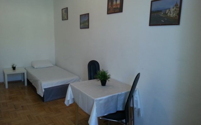 Caterina Private Rooms and Apartments
