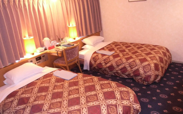 Hotel New Green Tsubame Sanjo