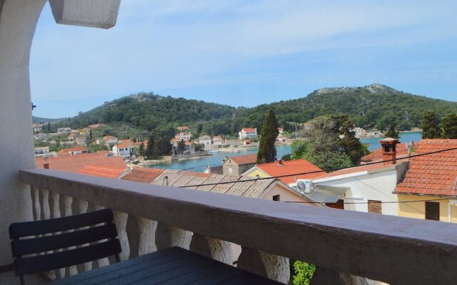 Charming Apartment Venilia Green