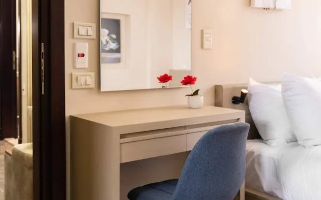 The Serene Suite A Rooftop Studio @ New Cairo