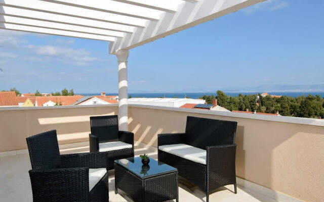 Avema Apartment