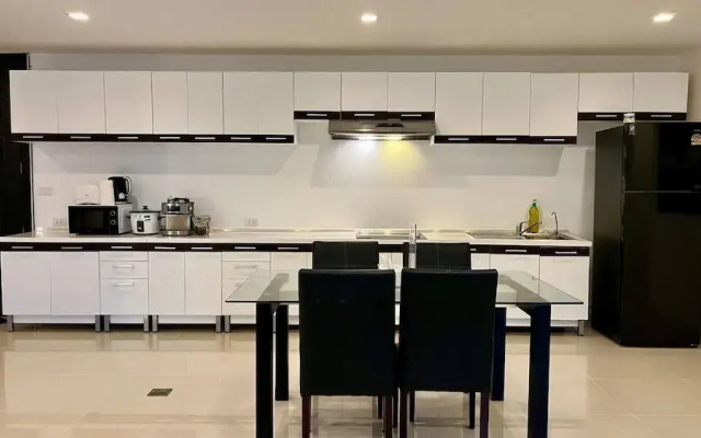 6-58 Penthouse 155 Qm 1km Away From Patong Beach