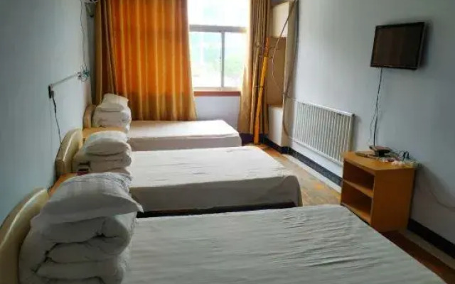 Penglai Hotel (Linyi Luoliu Road Store)