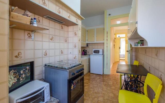 Charming flat with 2 bedrooms on Lisbon's 7th hill
