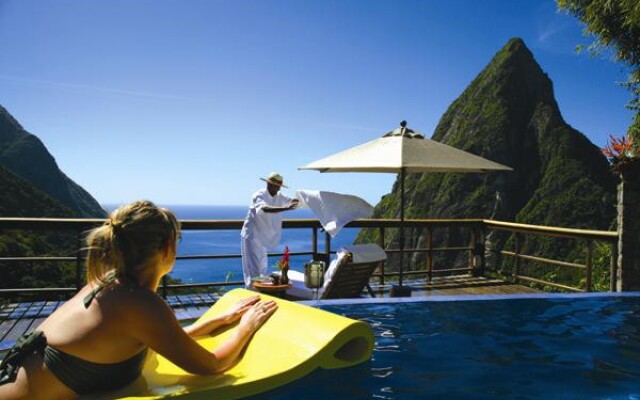 Ladera Resort