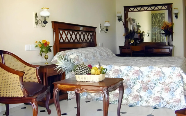 Palm Beach Hotel