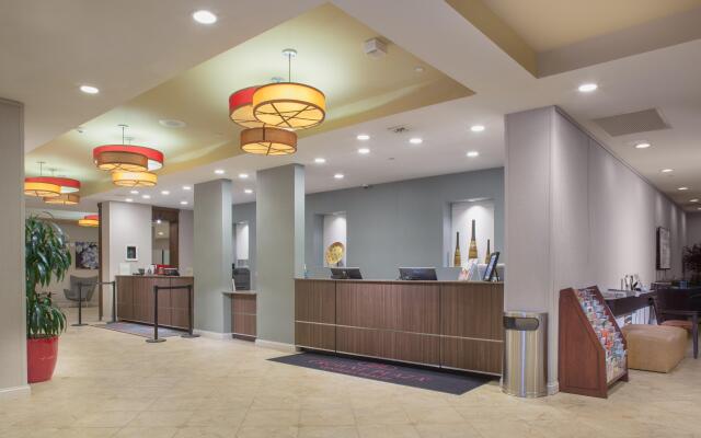 Crowne Plaza Ventura Beach by IHG