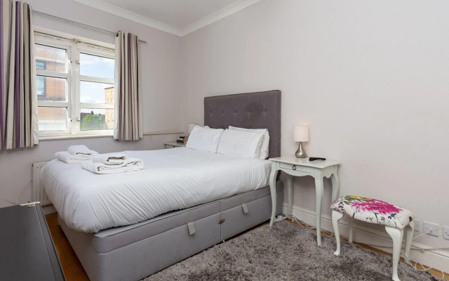 Flat Near Liverpool Street With 2 Bedrooms
