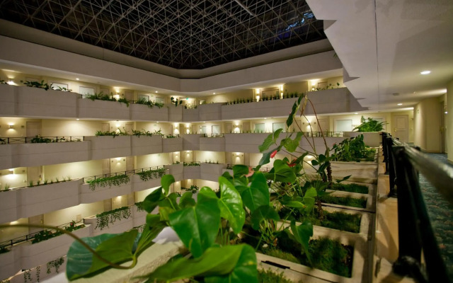HS HOTSSON Hotel Leon