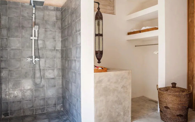 Luxury 5 Bedroom Villa With Private Pool, Bali Villa 2022