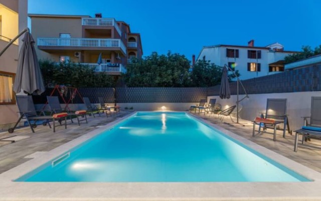 Apartments Ellena