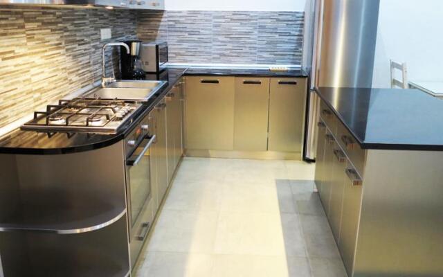 Heart of Old Town luxury Duplex