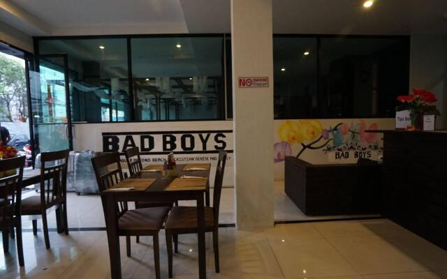 Bad Boys Guesthouse Patong