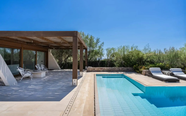The Every Athens Beachfront Retreat