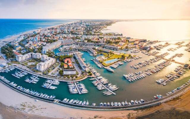 Villa With Private Garden Great for Children