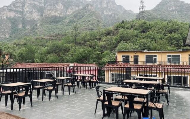 Yueting Courtyard Boutique Homestay (Shidu Scenic Area)