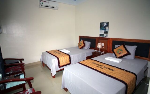 Son Doong Riverside Homestay