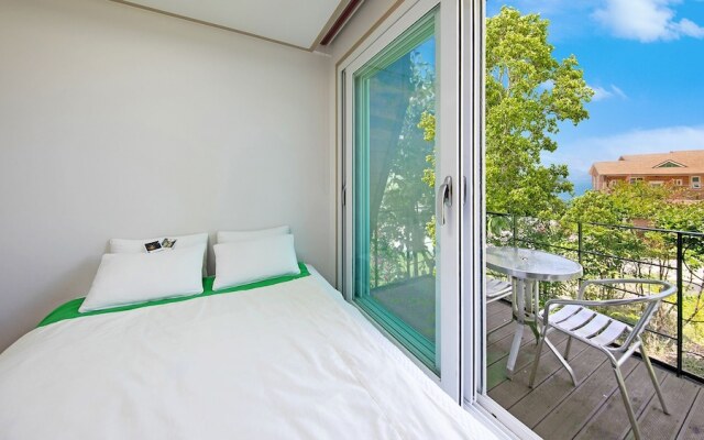 Yesu Hanul Bora Pension