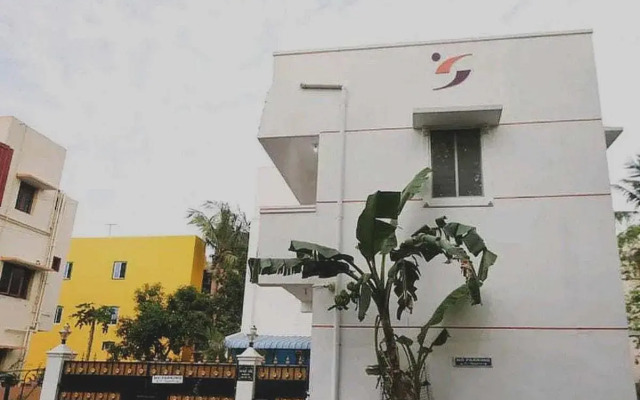 Spot On 701334 Shappy Inn Koyambedu