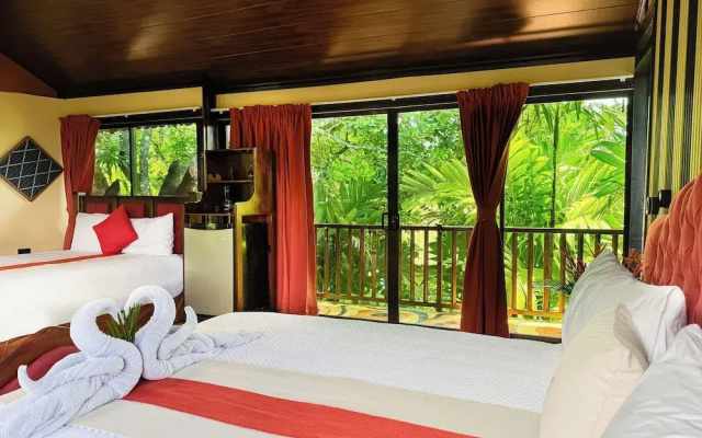 Hotel Heliconias Nature Inn & Hot Springs