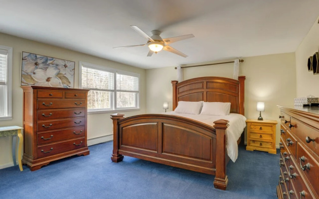 Ski, Golf & Hike: Spacious Dover Retreat!