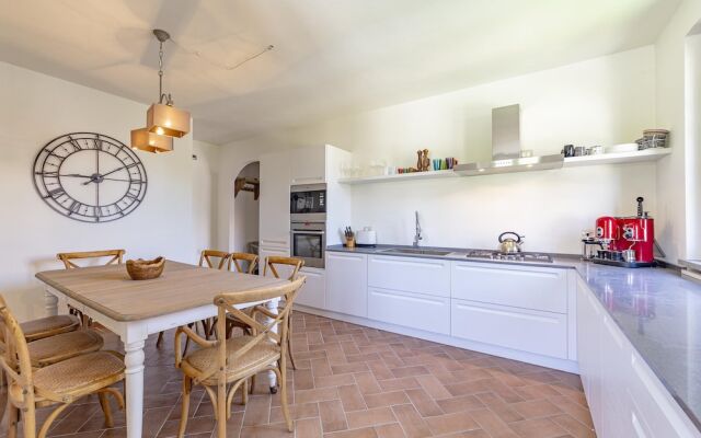 The Tower With Amazing View Shared Pool