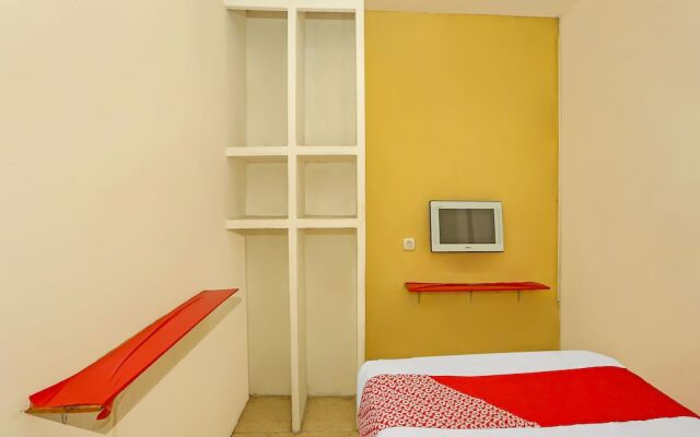 OYO 92262 Backpacker Homestay Cibubur