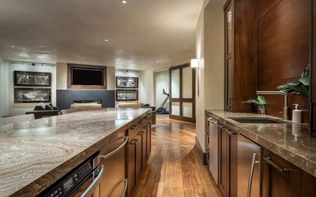 10 Acre Enclave TBD by Rovetravel