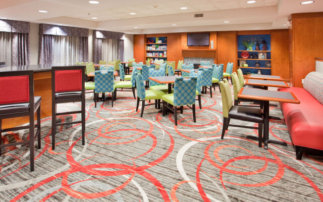 Holiday Inn Express Fremont by IHG