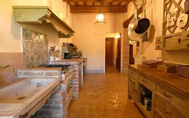 I Escape to Umbria, Quiet