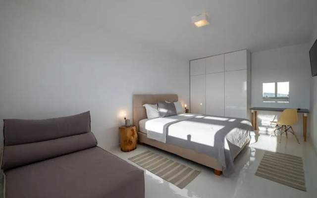 Luxury Villa Aethra -island Living Paros-