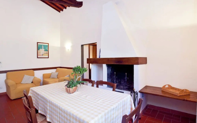 Pleasant Apartment With Swimming Pool,garden,bbq, Parking