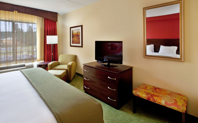 Holiday Inn Express Hotel & Suites Spartanburg-North, an IHG Hotel