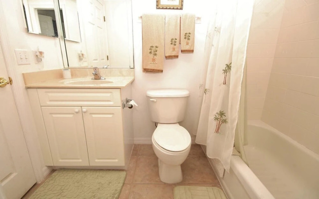 Oceanwalk 2-305 Apartment 3