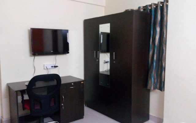 Rishon Suite