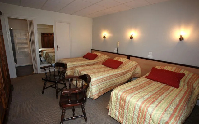 Au Primerose Hotel