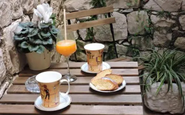 Apartments & Rooms Trogir Stars