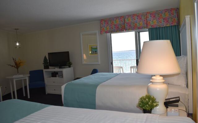 Breakers Resort & Beach Bar