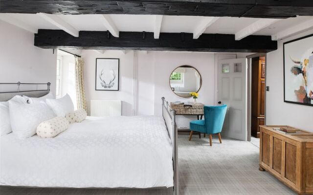 The Hideaway & Spa Terrace at Tregoose Old Mill